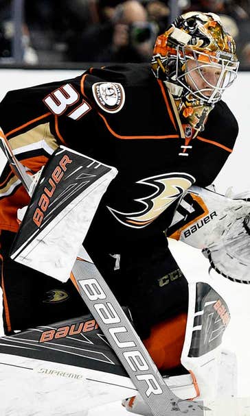 Ducks top Senators 4-1